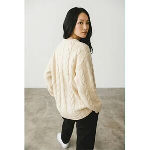 Vintage Benetton Shetland Wool Cable Knit Sweater Italy Oversized Cream ~ EUC!!!